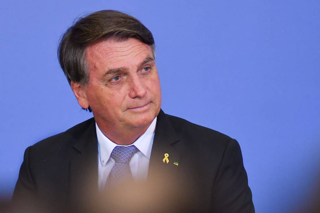Bolsonaro deve encarar ações em série na Justiça comum se reeleição fracassar